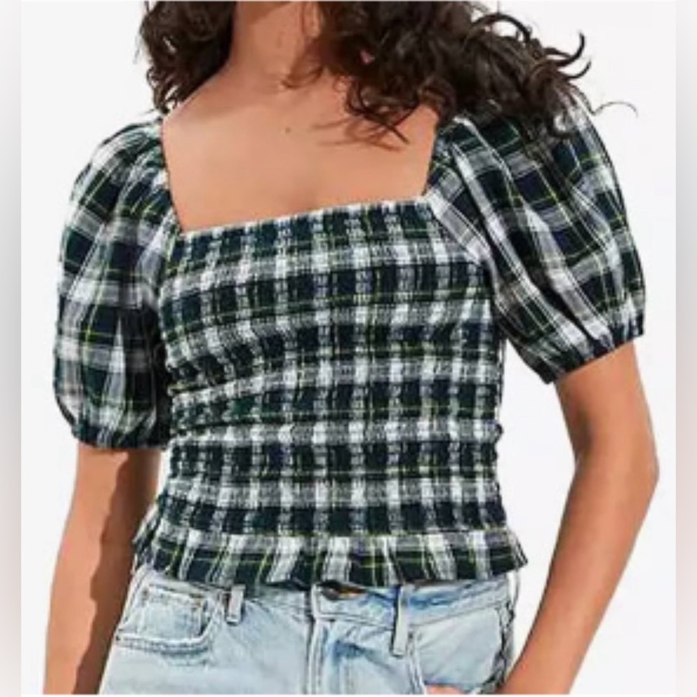 American Eagle puff smocked cropped top indie romantic Sz M NWT